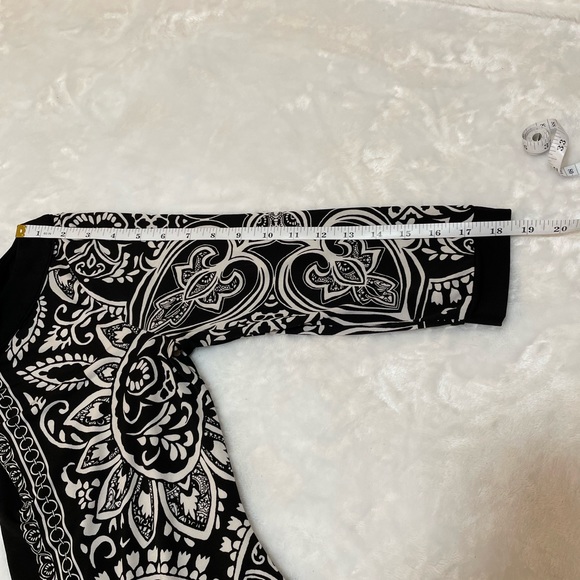 White House Black Market 3/4 Sleeve Dress - Picture 5 of 9